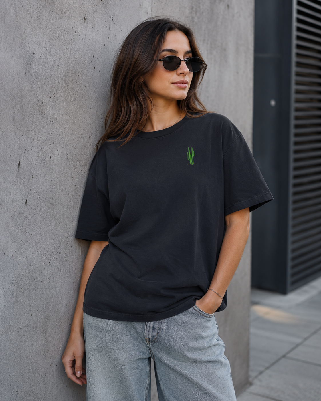Black | Lifestyle